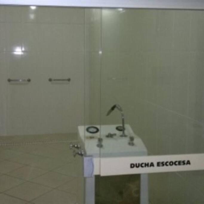 Apartamento Condominio Quisisana Centro Pocos De Caldas Lazer Completo, Uma Estrutura De Resort Esterno foto